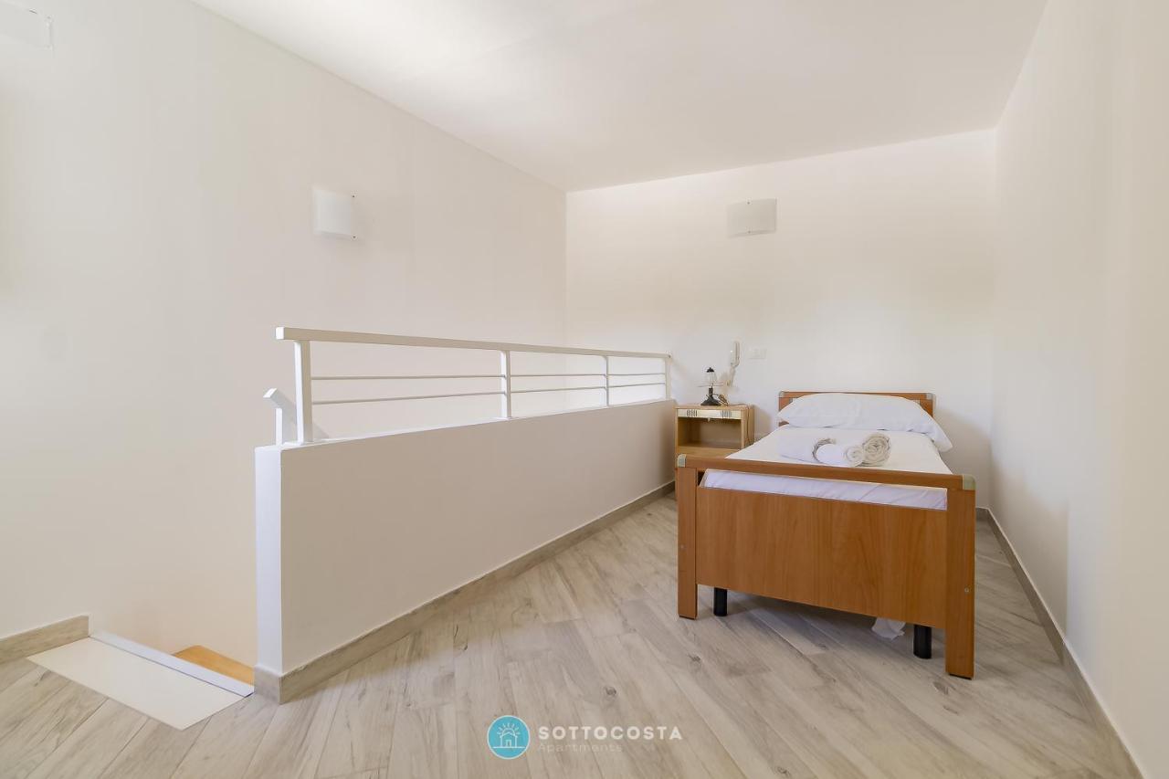 White Flat - Appartamento Indipendente A Lecce Centro ภายนอก รูปภาพ