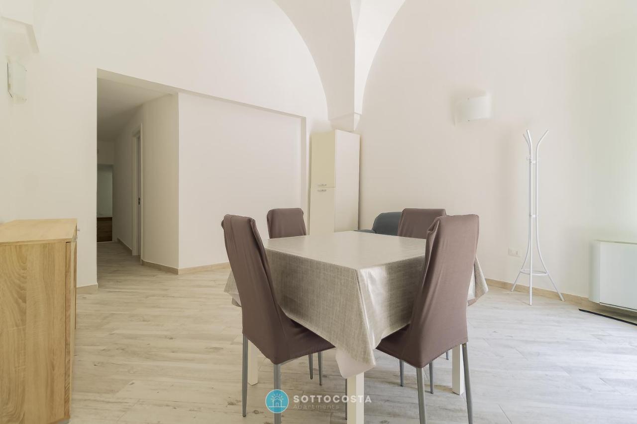 White Flat - Appartamento Indipendente A Lecce Centro ภายนอก รูปภาพ